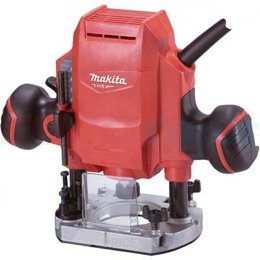 Машину фрезерную Makita M3601